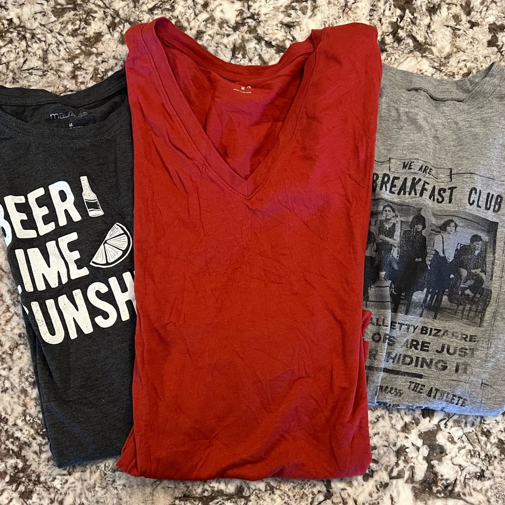 3 NEW Medium Maurice's Tee Basic shirts Lot Bundle Short Sleeve red gray tops